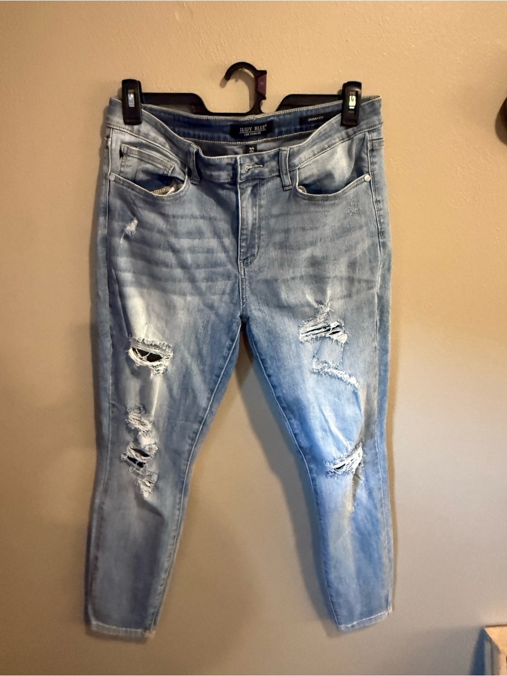 Judy Blue Light Blue Distressed Boyfriend Jeans